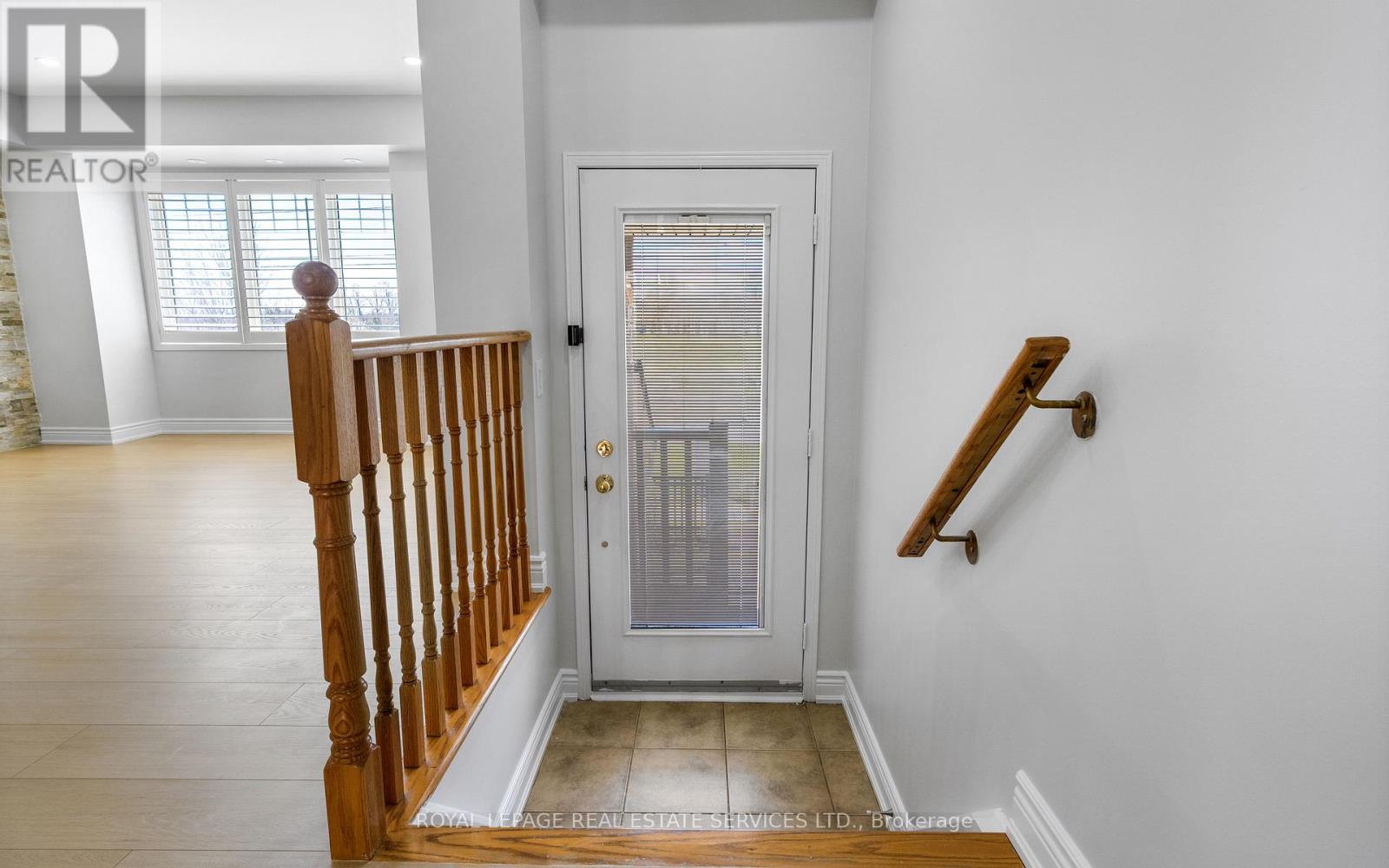 












7 - 5025 NINTH LINE

,
Mississauga,




Ontario
L5M0E9

