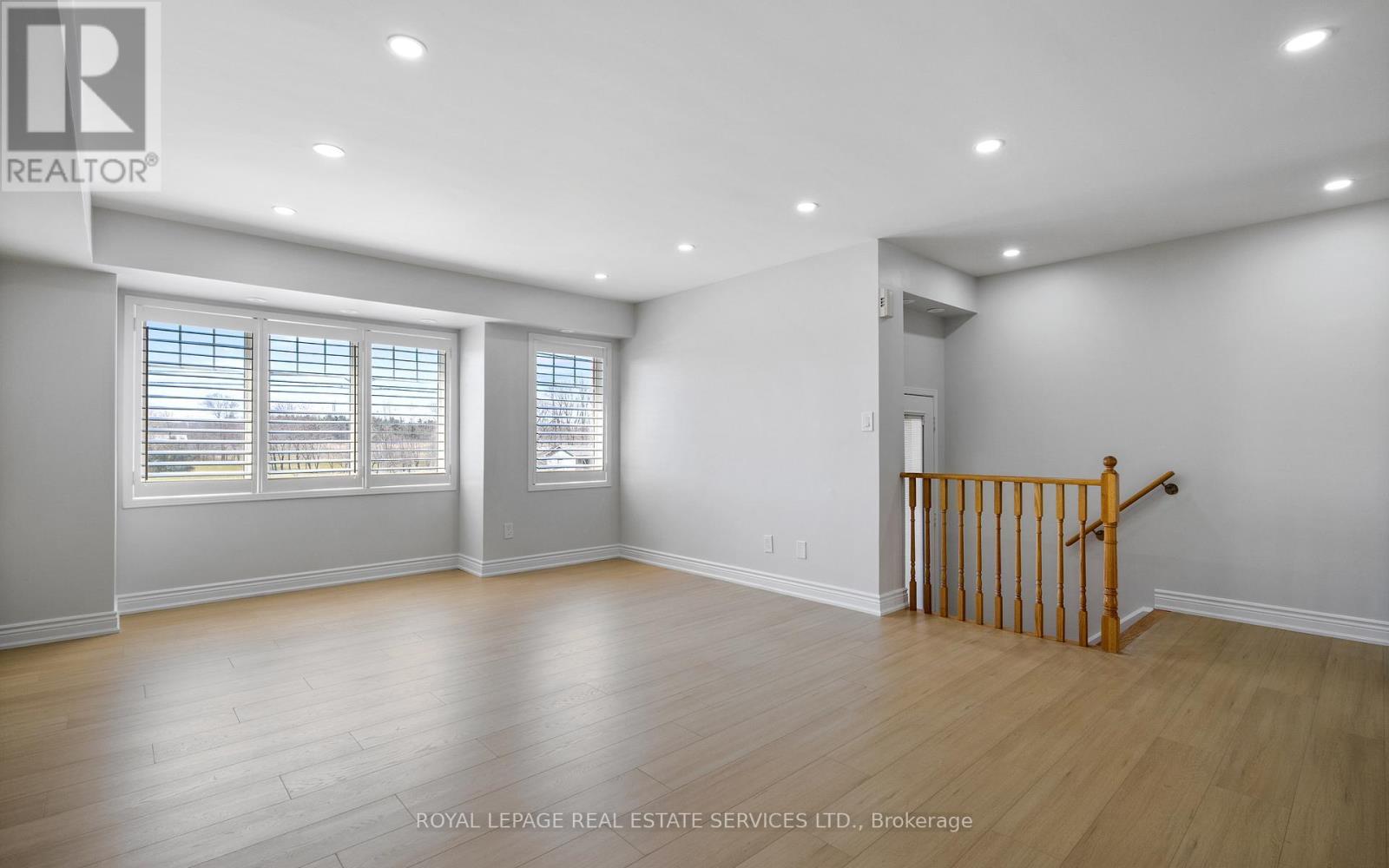 












7 - 5025 NINTH LINE

,
Mississauga,




Ontario
L5M0E9

