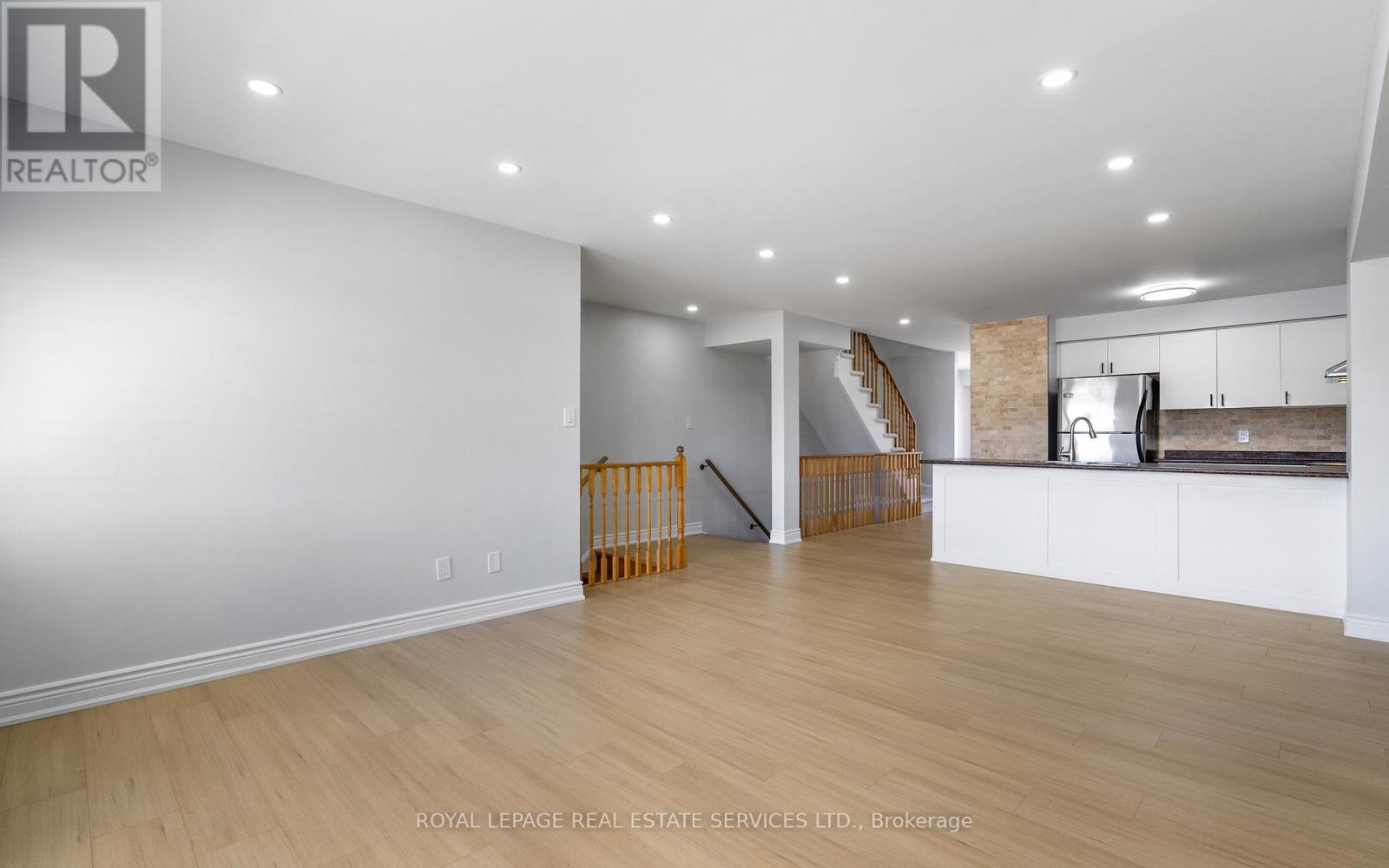 












7 - 5025 NINTH LINE

,
Mississauga,




Ontario
L5M0E9

