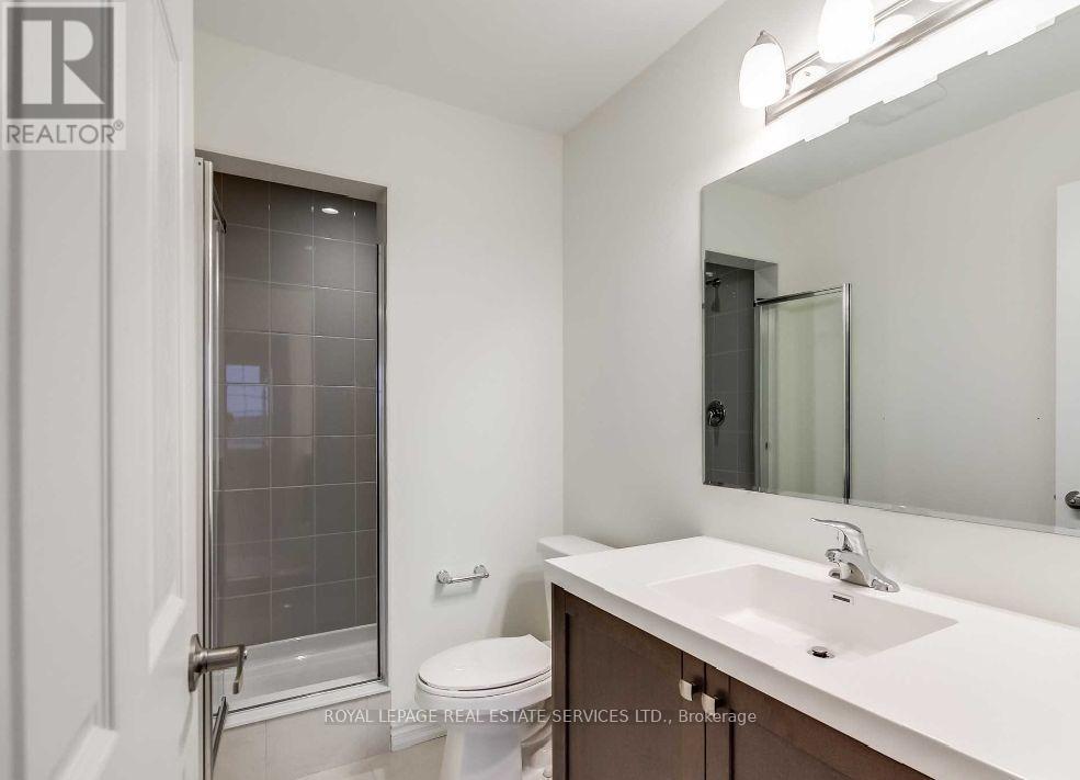 












998 BALSAM COURT

,
Milton,




Ontario
L9E1R5

