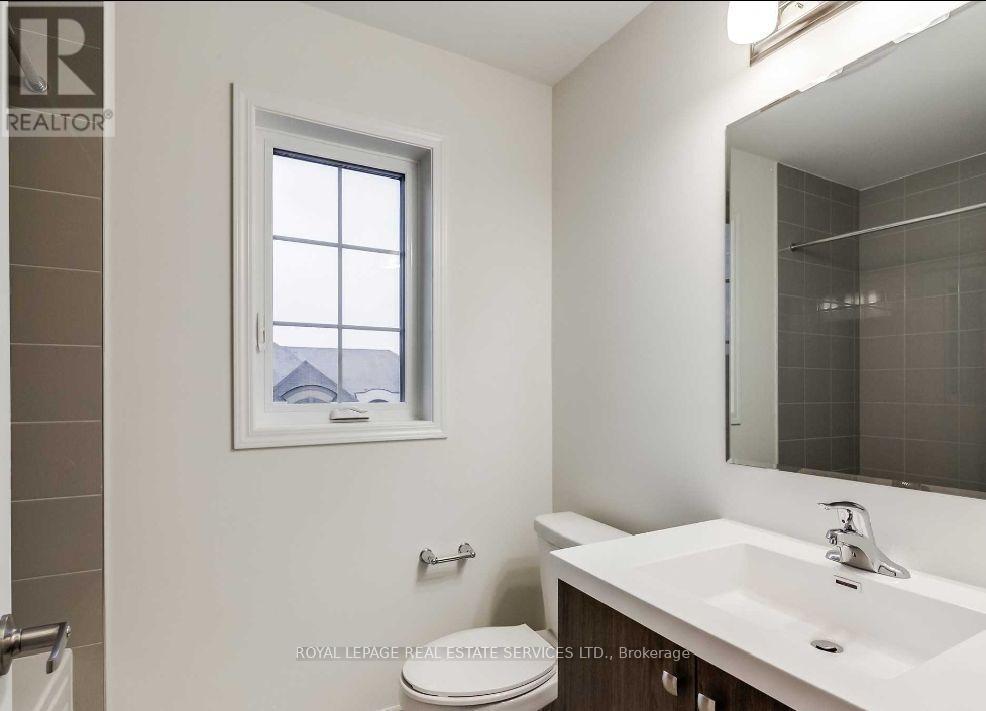 












998 BALSAM COURT

,
Milton,




Ontario
L9E1R5

