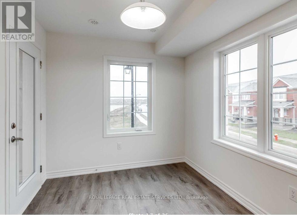 












998 BALSAM COURT

,
Milton,




Ontario
L9E1R5

