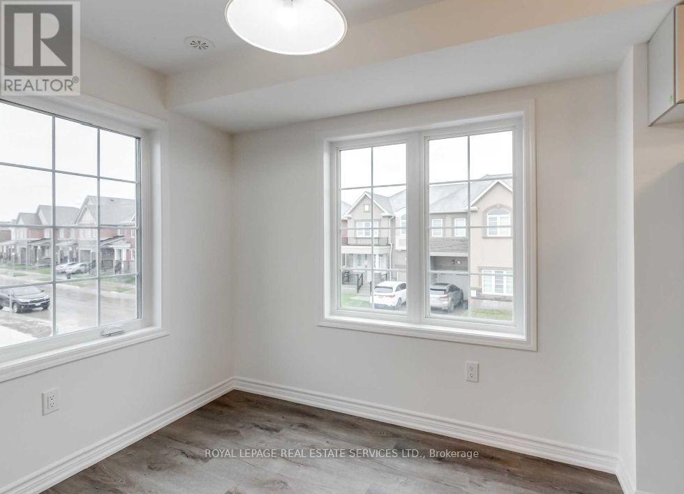 












998 BALSAM COURT

,
Milton,




Ontario
L9E1R5

