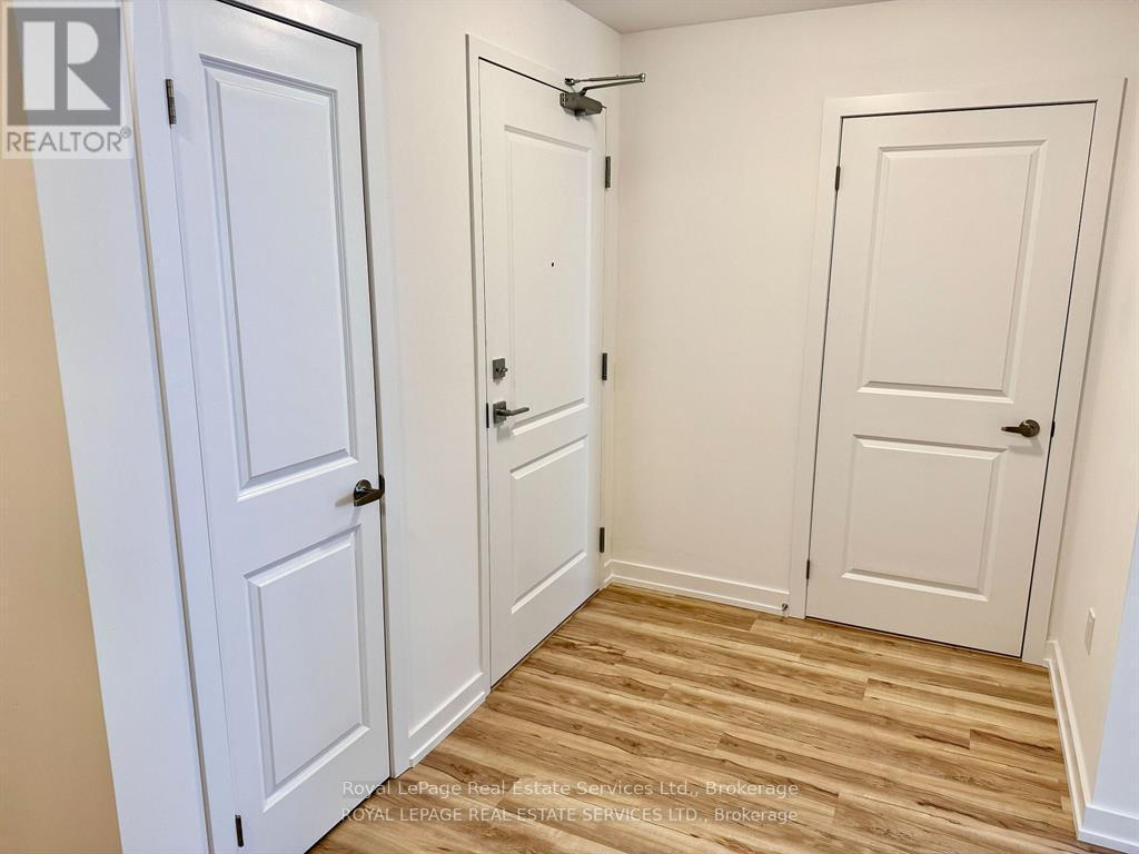 












1012 - 460 DUNDAS STREET E

,
Hamilton (Waterdown),




Ontario
L8B2A5

