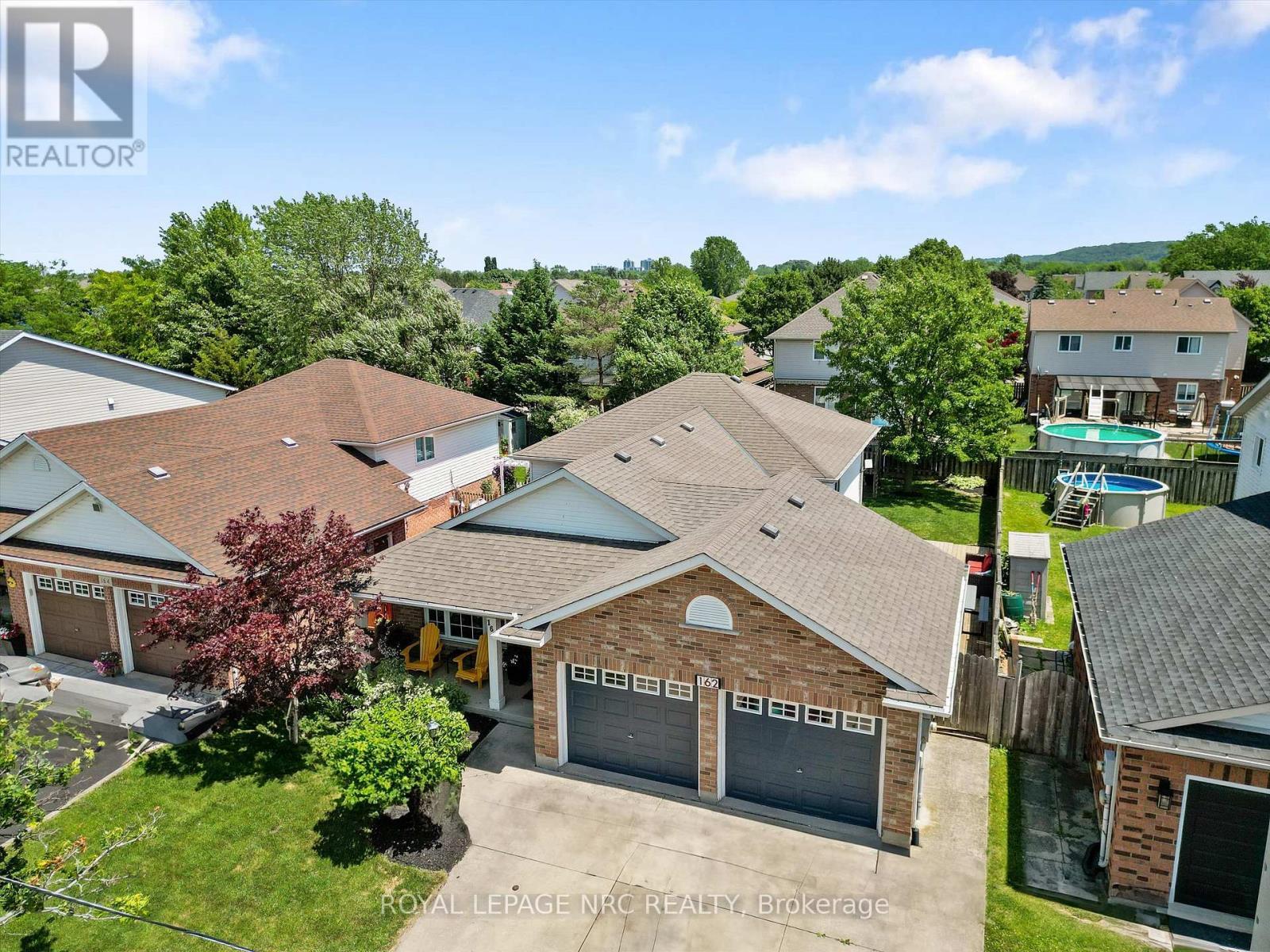 












162 VANSICKLE ROAD

,
St. Catharines (Rykert/Vansickle),




Ontario
L2S3W5

