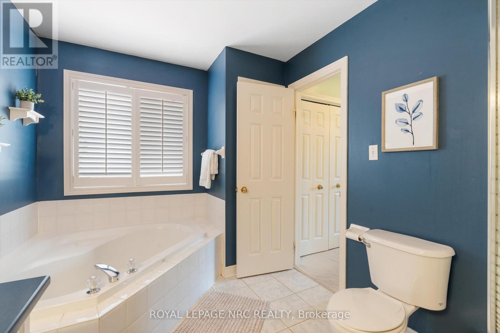












162 VANSICKLE ROAD

,
St. Catharines (Rykert/Vansickle),




Ontario
L2S3W5

