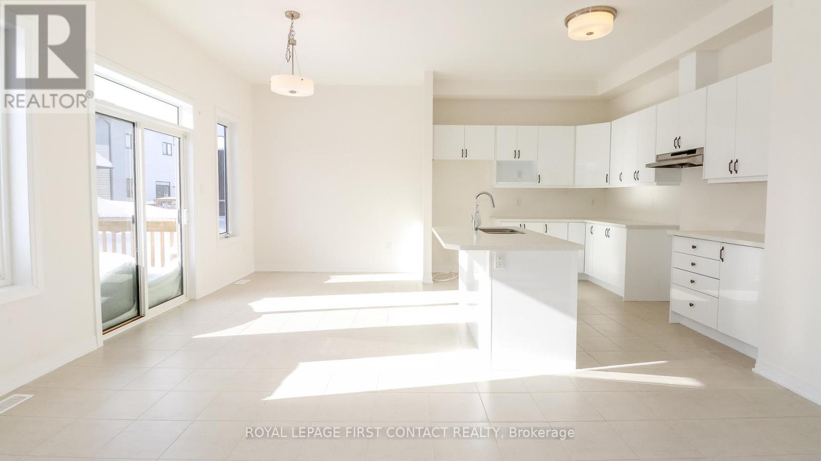 












3778 SUNBANK CRESCENT

,
Severn,




Ontario
L3V6H3

