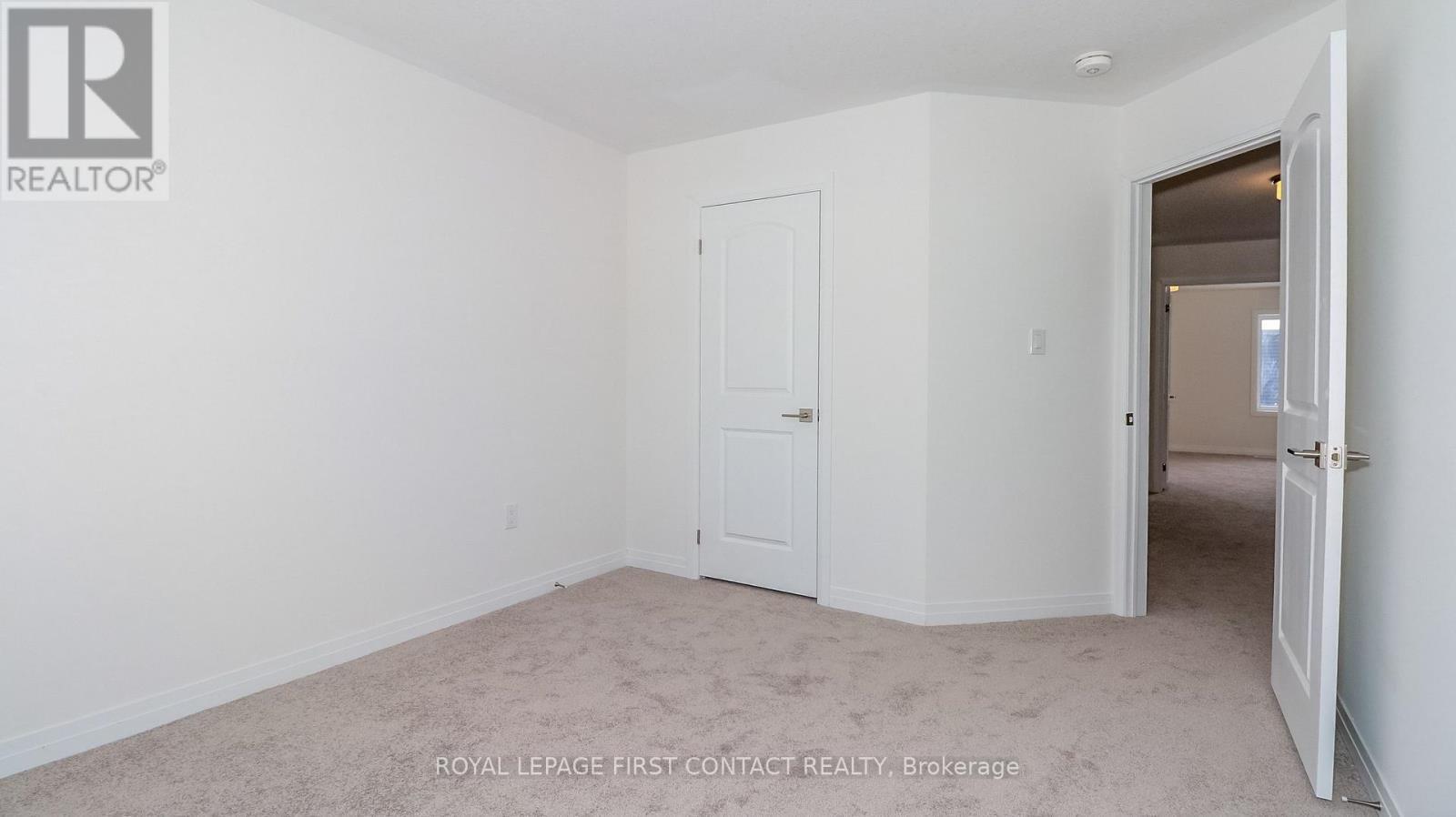 












3778 SUNBANK CRESCENT

,
Severn,




Ontario
L3V6H3

