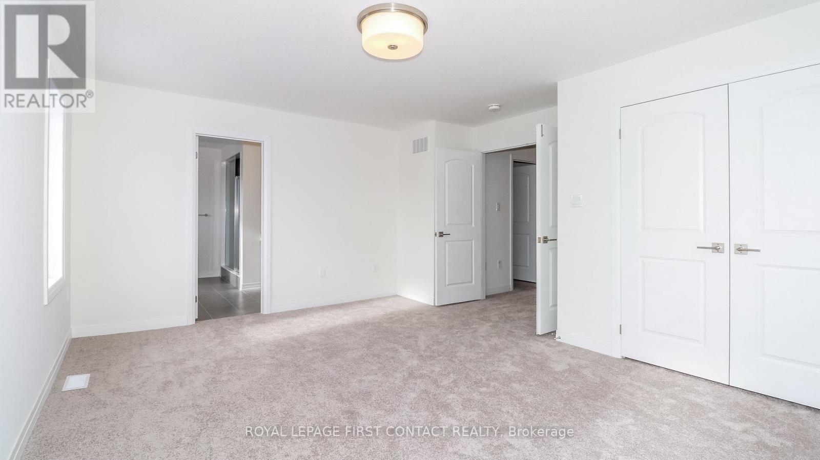 












3778 SUNBANK CRESCENT

,
Severn,




Ontario
L3V6H3

