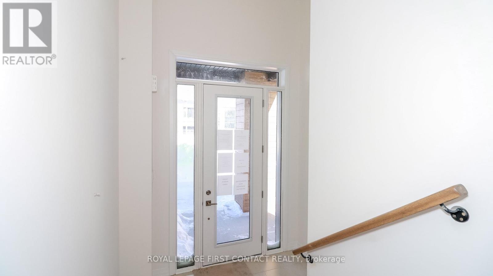 












3778 SUNBANK CRESCENT

,
Severn,




Ontario
L3V6H3

