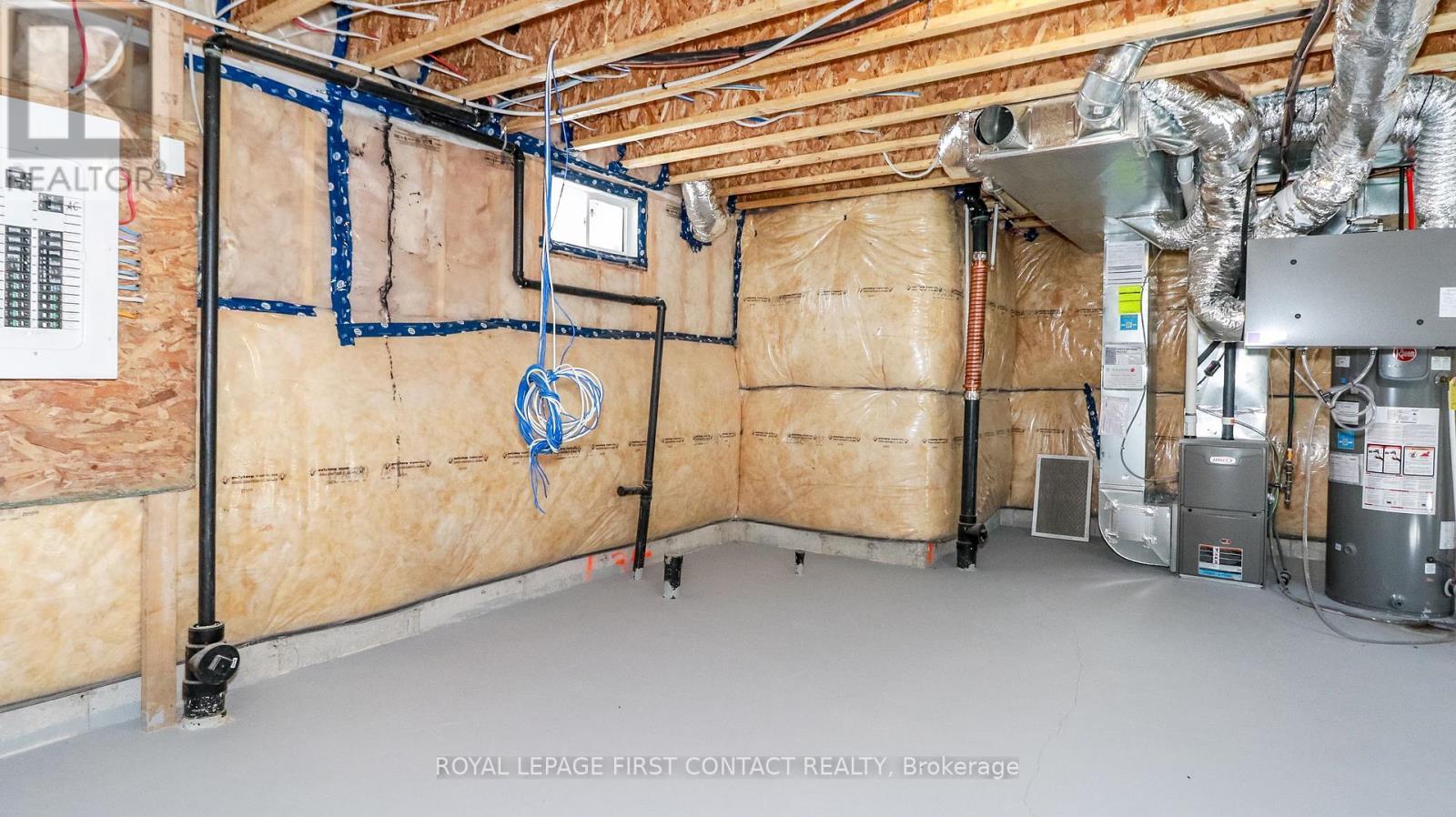 












3778 SUNBANK CRESCENT

,
Severn,




Ontario
L3V6H3

