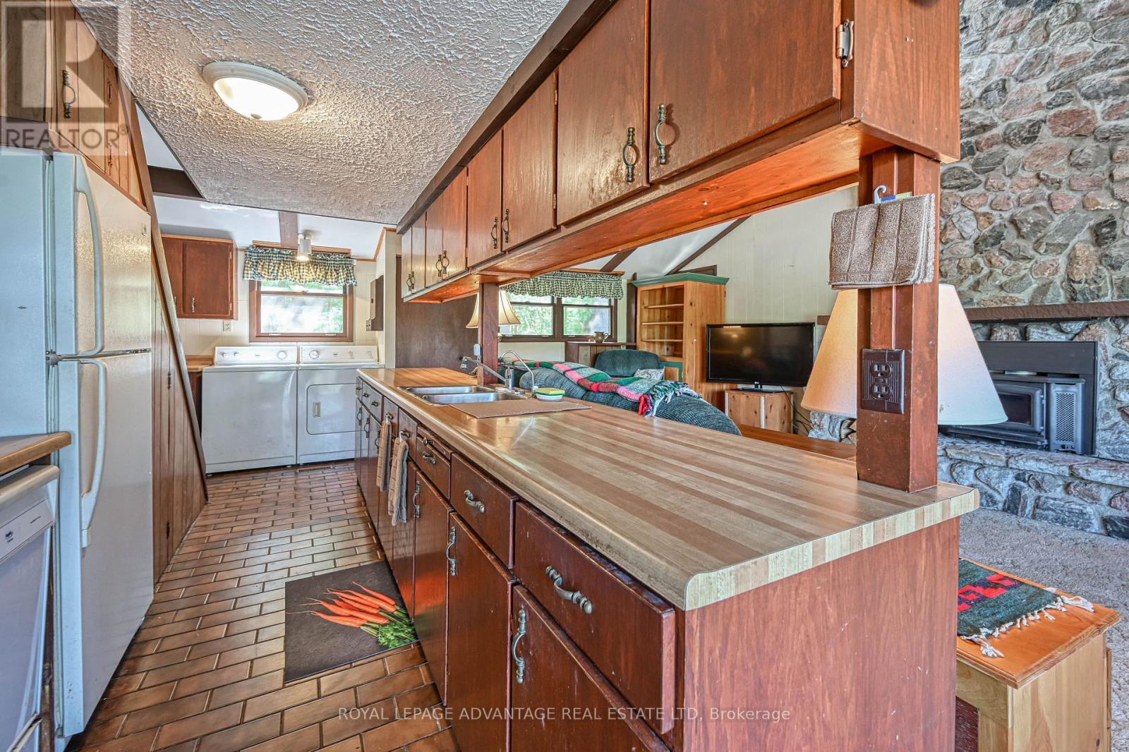 












349 STEWART DRIVE

,
Lanark Highlands,




Ontario
K0G1K0

