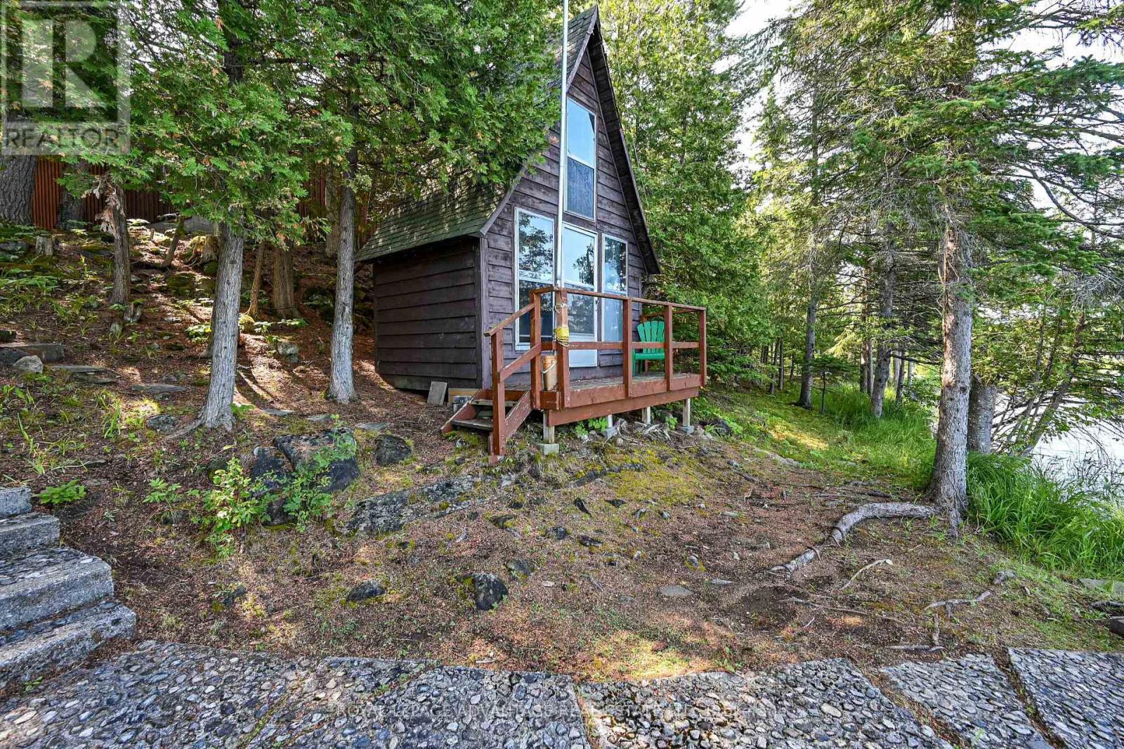 












349 STEWART DRIVE

,
Lanark Highlands,




Ontario
K0G1K0

