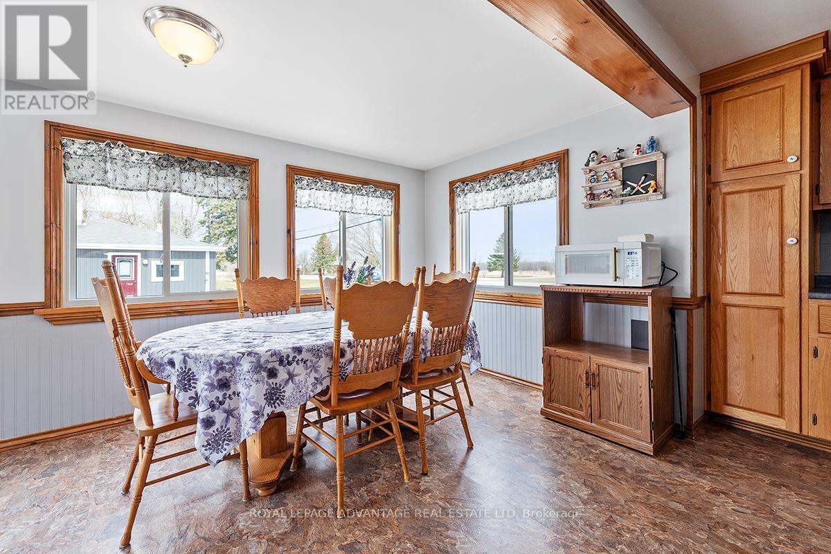 












2925 RIDEAU FERRY ROAD

,
Perth,




Ontario
K7H3C7

