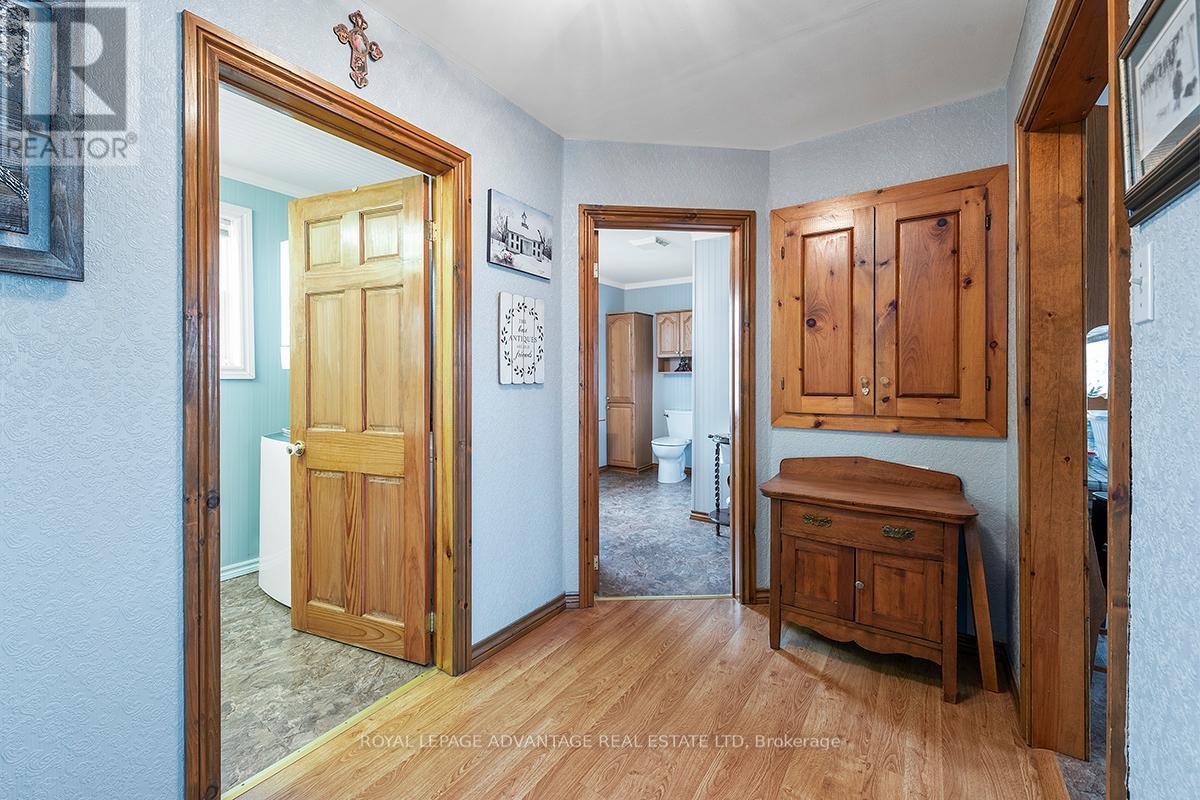 












2925 RIDEAU FERRY ROAD

,
Perth,




Ontario
K7H3C7

