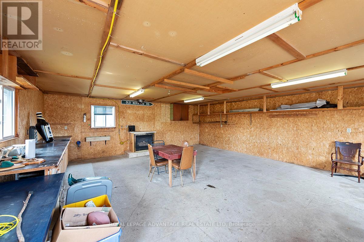 












2925 RIDEAU FERRY ROAD

,
Perth,




Ontario
K7H3C7

