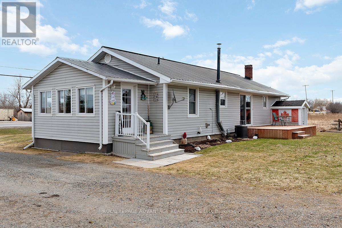 












2925 RIDEAU FERRY ROAD

,
Perth,




Ontario
K7H3C7

