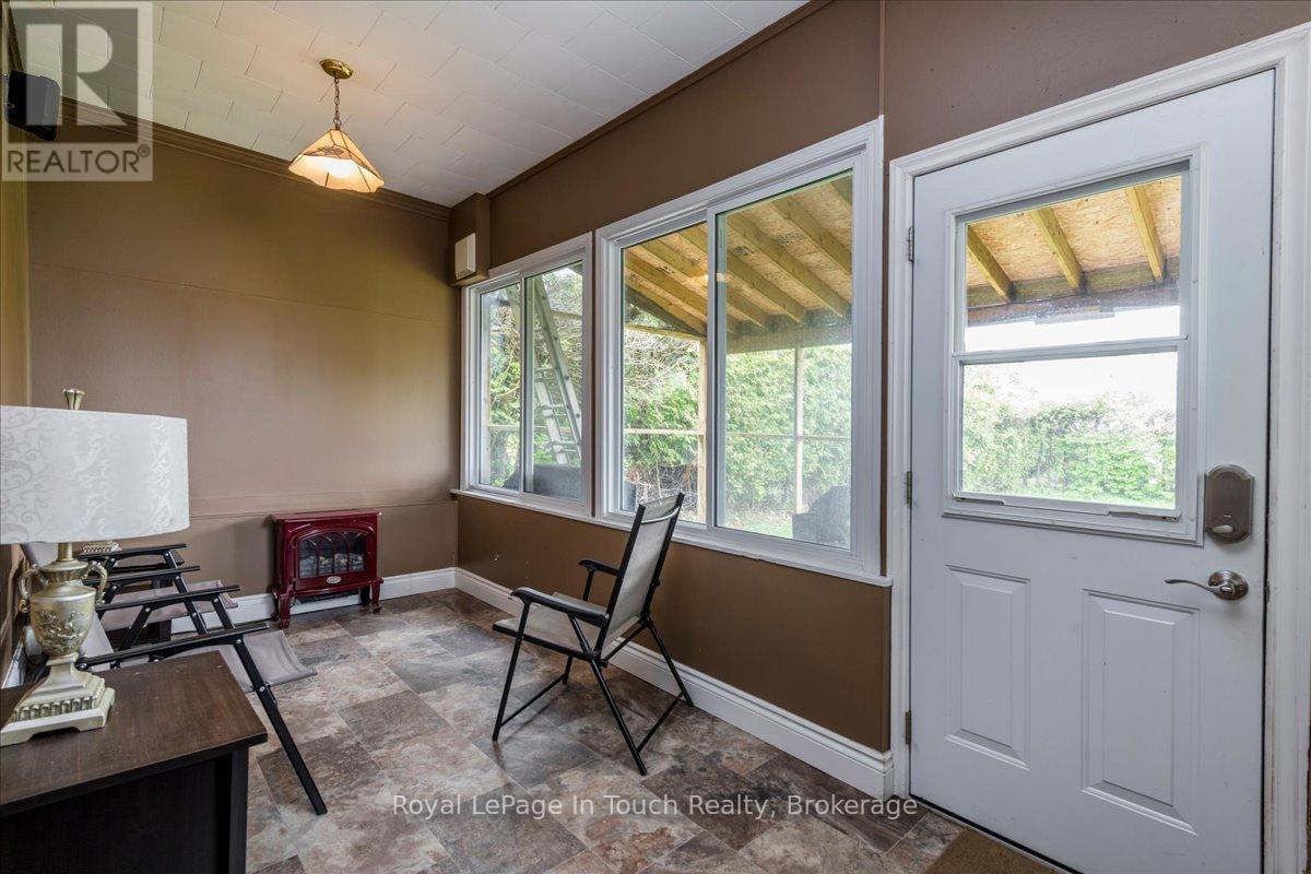 












296 JOHN STREET

,
Midland,




Ontario
L4R2J5

