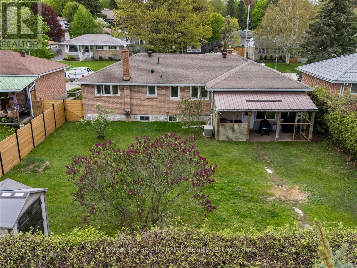 












296 JOHN STREET

,
Midland,




Ontario
L4R2J5

