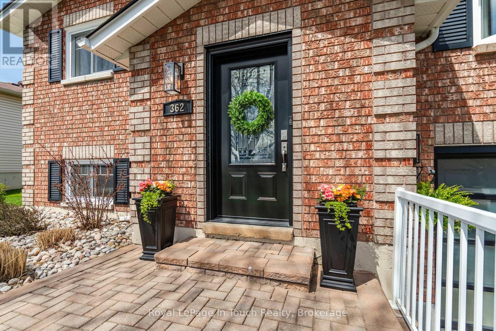 












362 GALLOWAY BOULEVARD

,
Midland,




Ontario
L4R5B2

