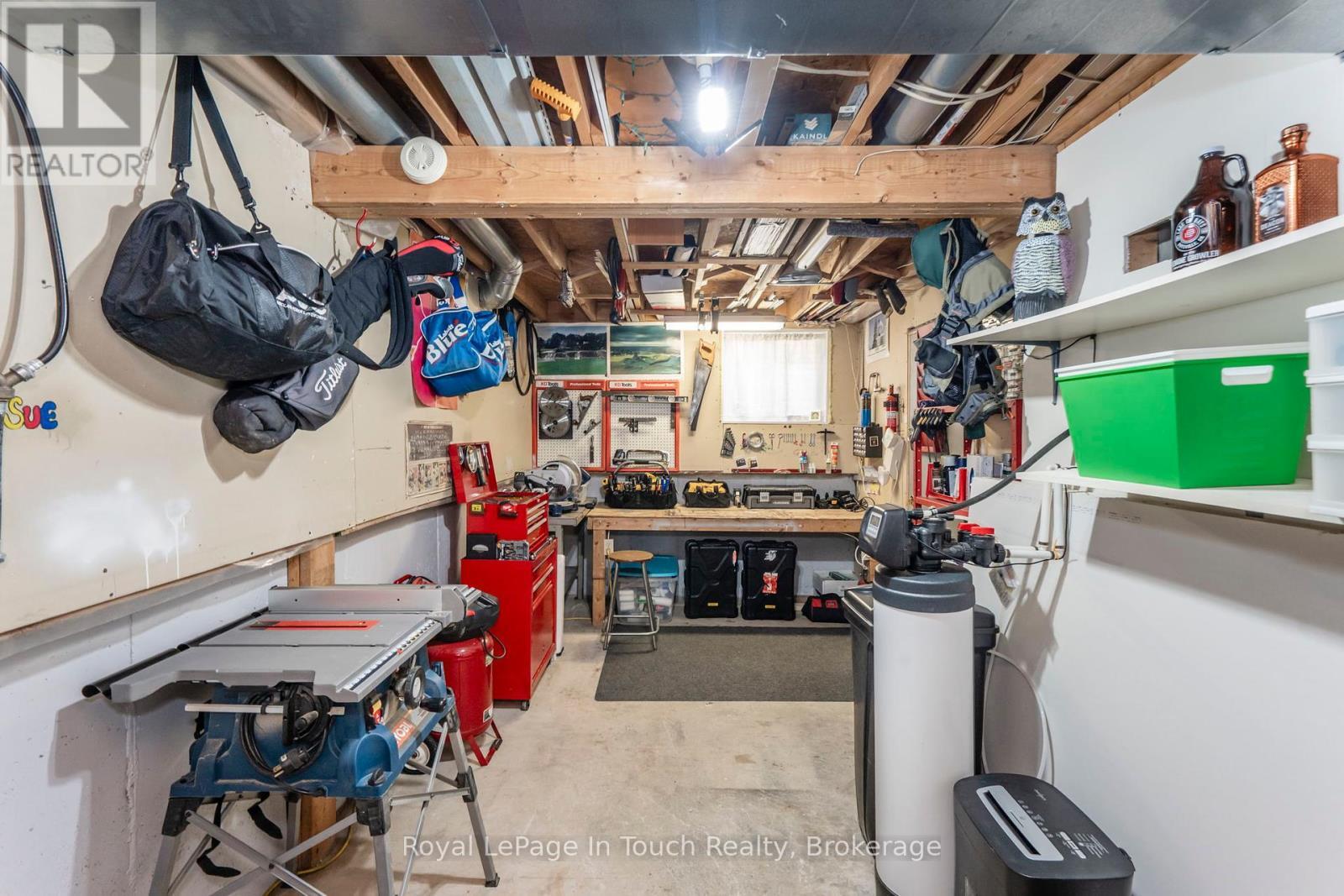 












362 GALLOWAY BOULEVARD

,
Midland,




Ontario
L4R5B2

