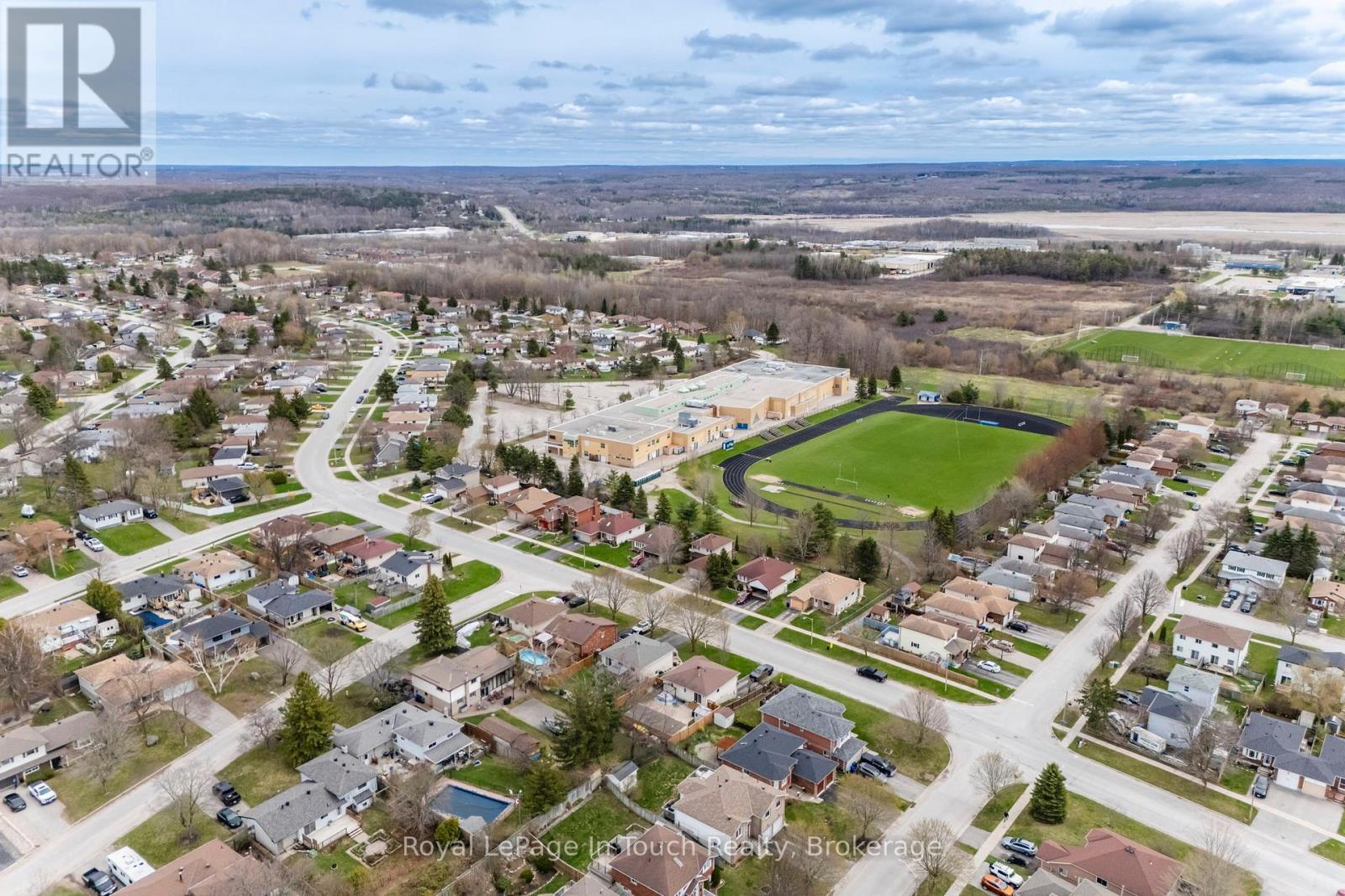 












362 GALLOWAY BOULEVARD

,
Midland,




Ontario
L4R5B2

