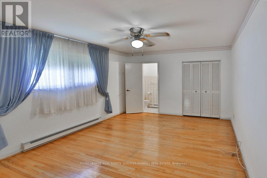 












3183 VALMARIE AVENUE

,
Mississauga,




Ontario
L5C2A4


