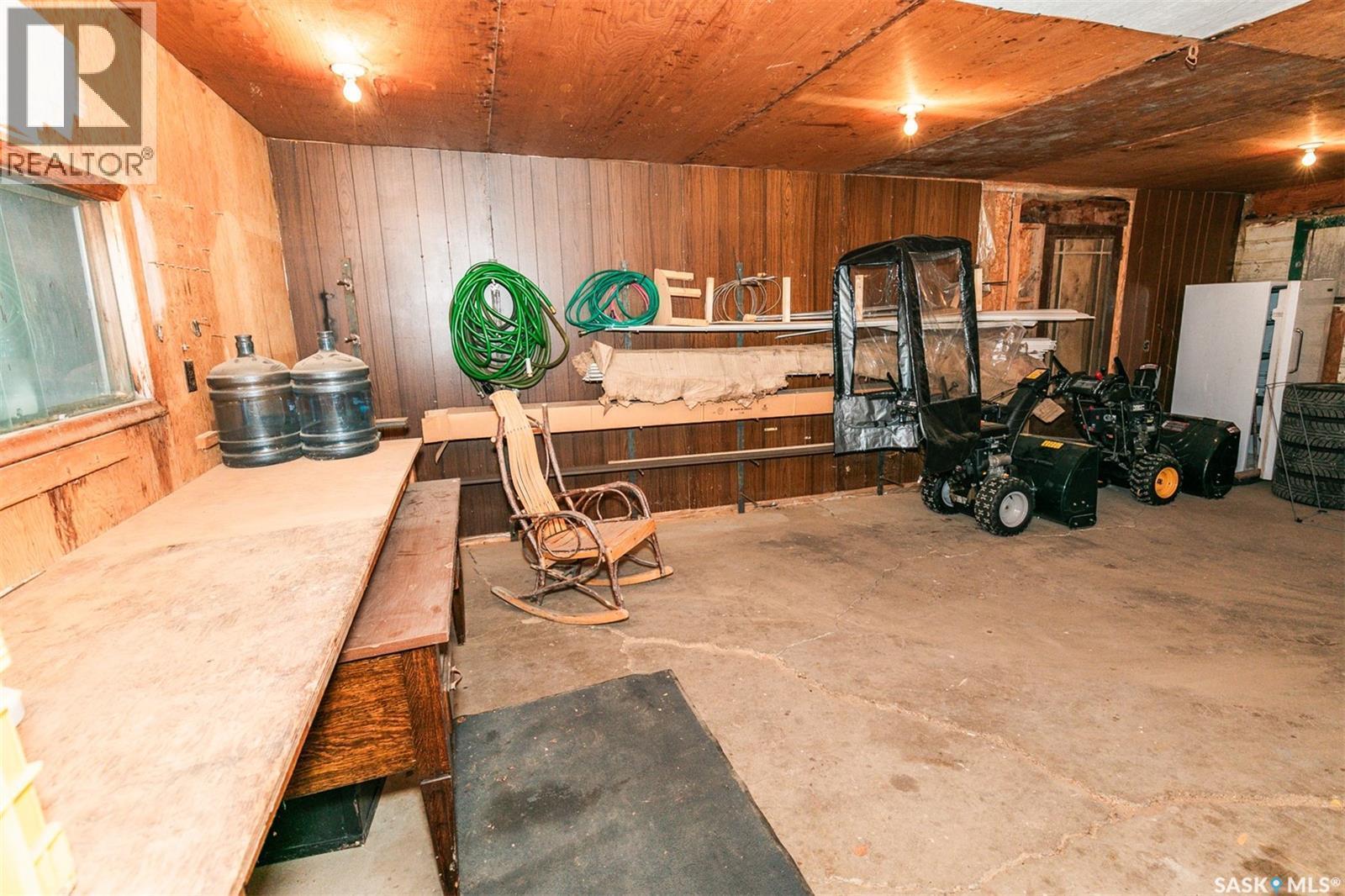 












330 Alberta AVENUE

,
Kerrobert,




Saskatchewan
S0L1R0

