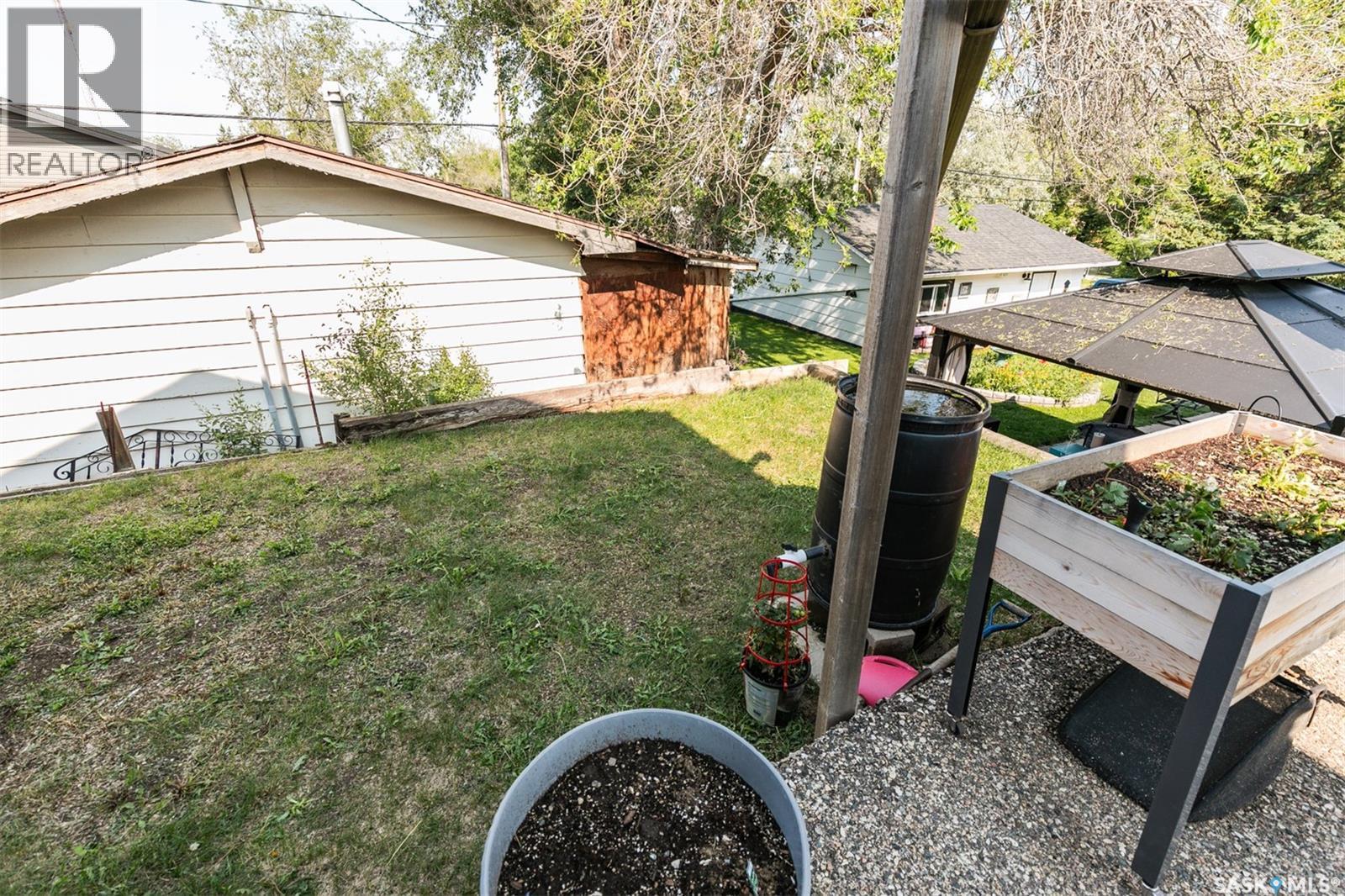 












330 Alberta AVENUE

,
Kerrobert,




Saskatchewan
S0L1R0

