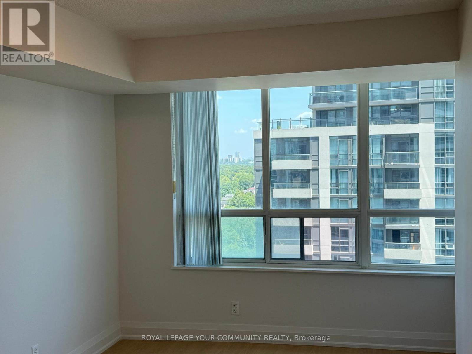 












2206 - 23 HOLLYWOOD AVENUE

,
Toronto,




Ontario
M2N7L8

