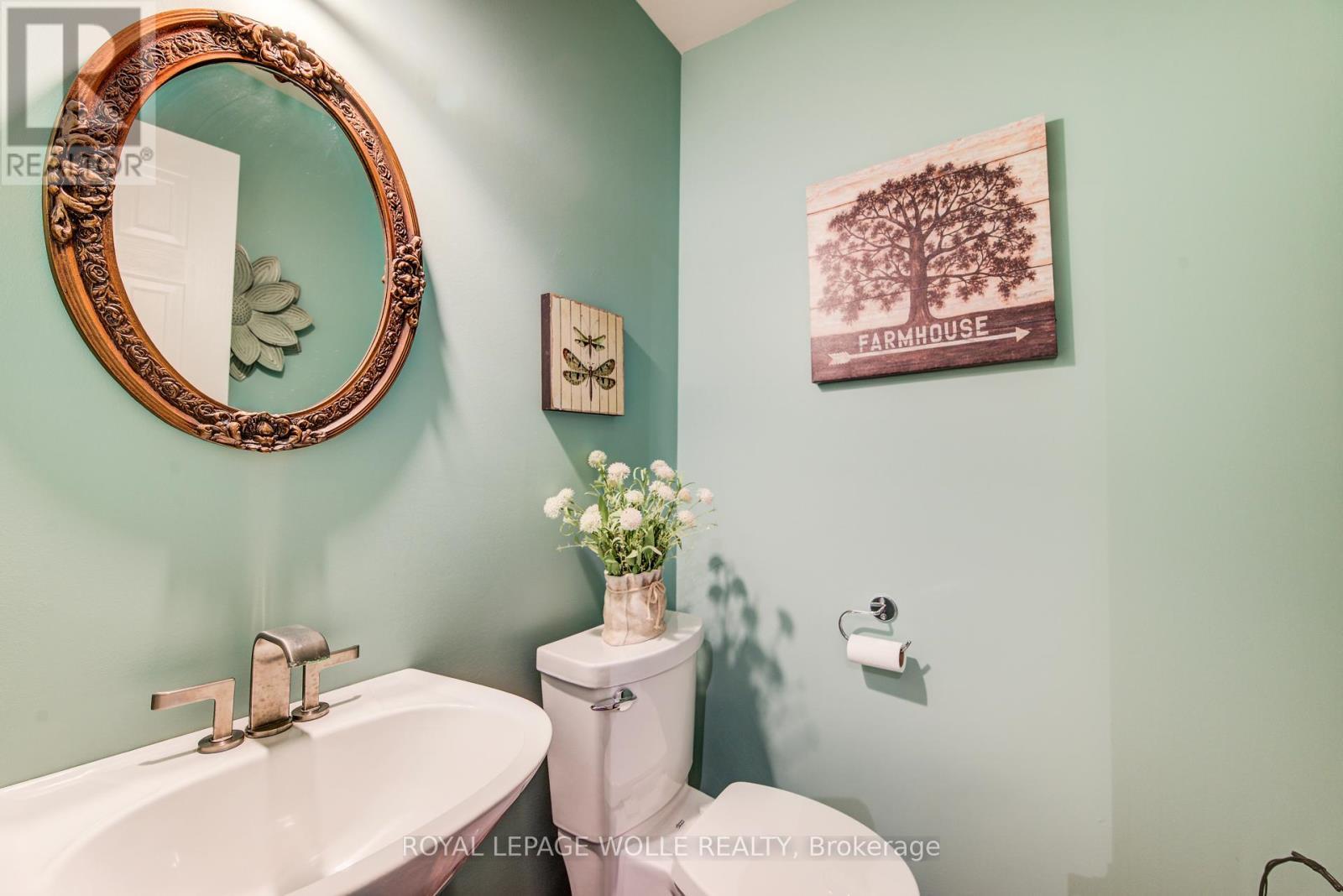 












294 PASTERN TRAIL

,
Waterloo,




Ontario
N2K3Z3

