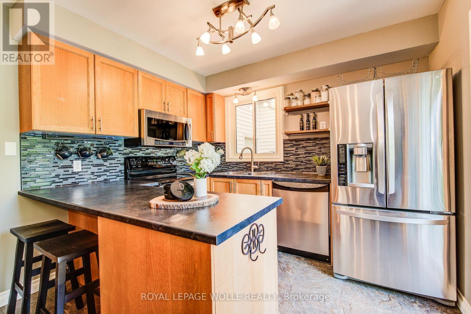 












294 PASTERN TRAIL

,
Waterloo,




Ontario
N2K3Z3

