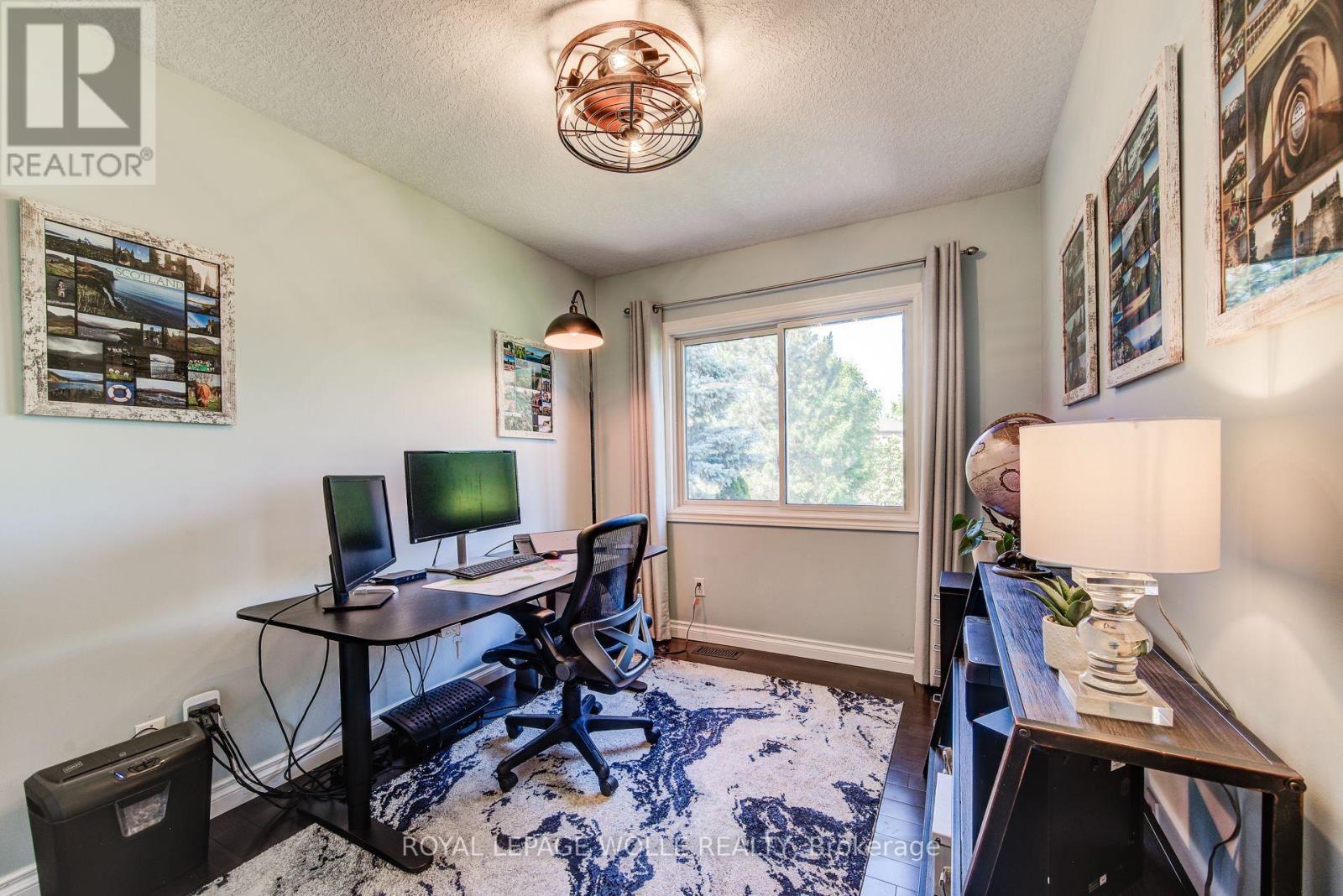 












294 PASTERN TRAIL

,
Waterloo,




Ontario
N2K3Z3

