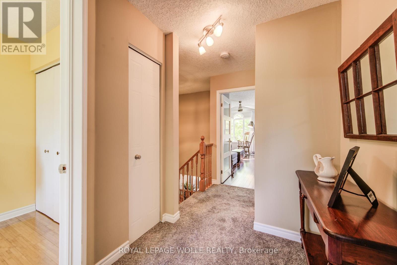 












294 PASTERN TRAIL

,
Waterloo,




Ontario
N2K3Z3

