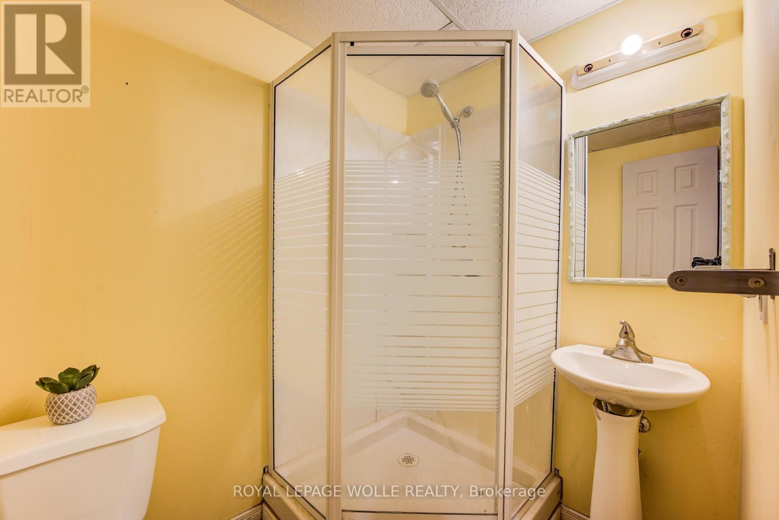 












294 PASTERN TRAIL

,
Waterloo,




Ontario
N2K3Z3

