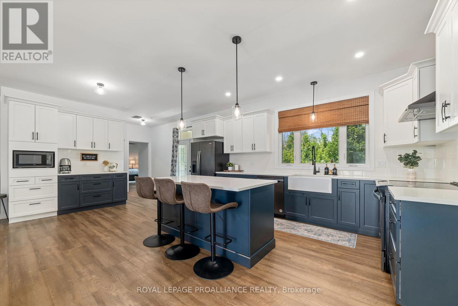 












190 LAKESHORE ROAD

,
Brighton,




Ontario
K0K1H0

