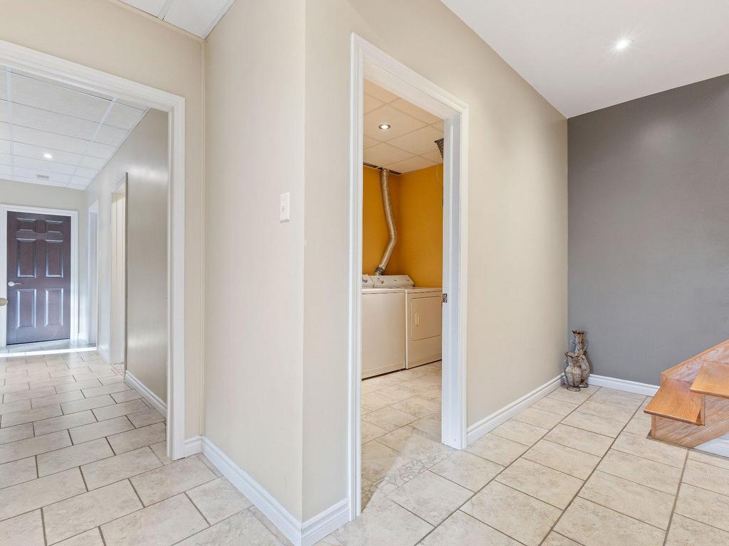 









1095


2e Avenue

,
Val-Morin,




QC
J0T2R0

