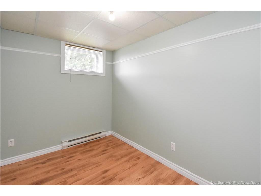 









5883


340

RTE,
Haut-Paquetville,




NB
E8R 1S9

