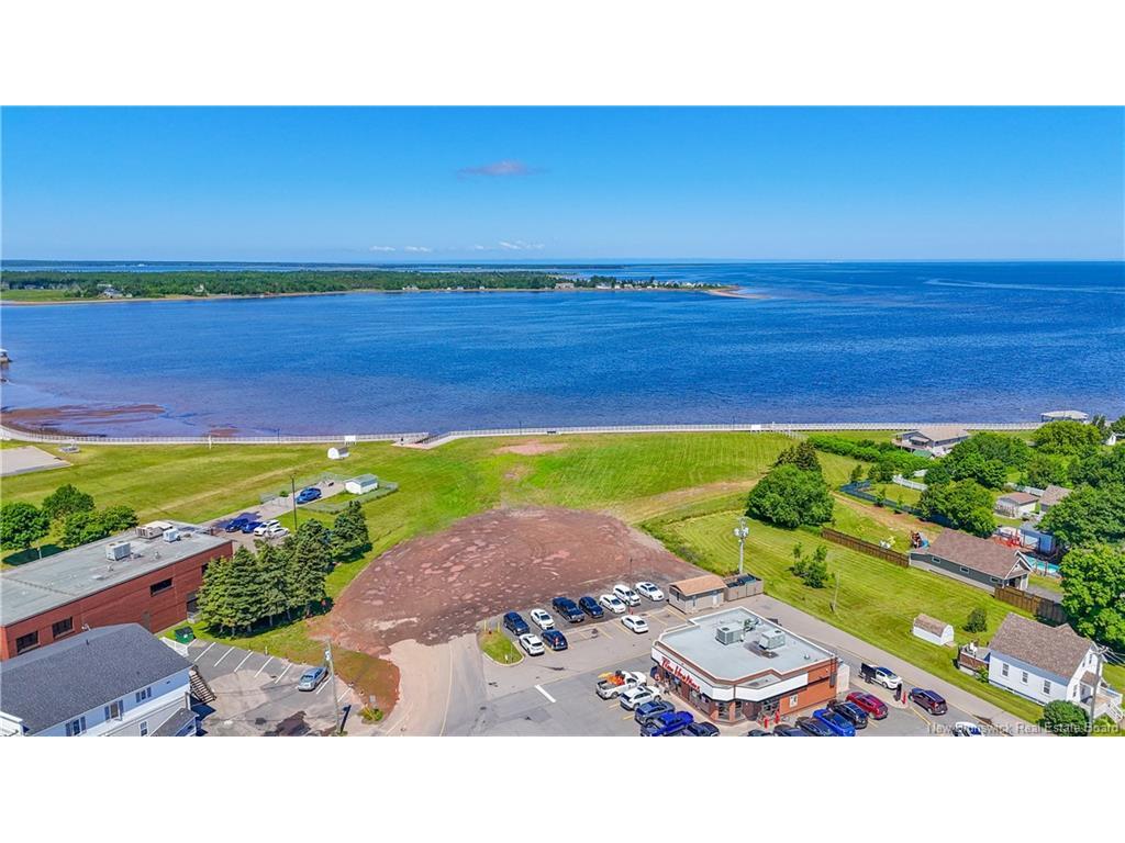 









204


JD Gauthier

BLVD,
Shippagan,







NB
E8S 1P3

