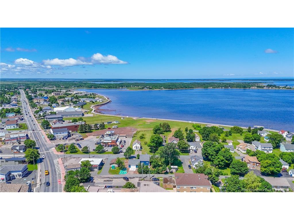 









204


JD Gauthier

BLVD,
Shippagan,







NB
E8S 1P3

