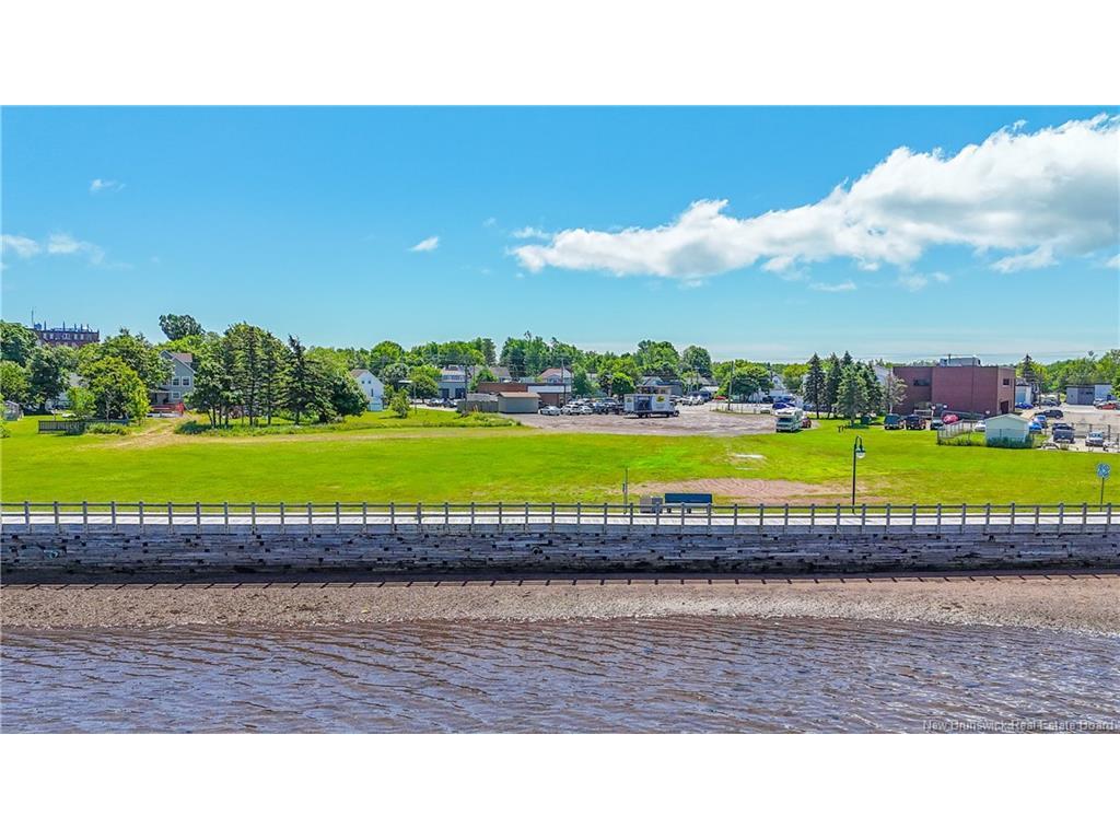 









204


JD Gauthier

BLVD,
Shippagan,







NB
E8S 1P3

