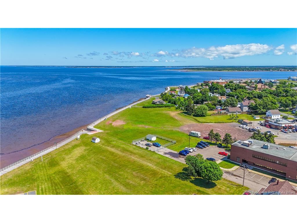 









204


JD Gauthier

BLVD,
Shippagan,







NB
E8S 1P3


