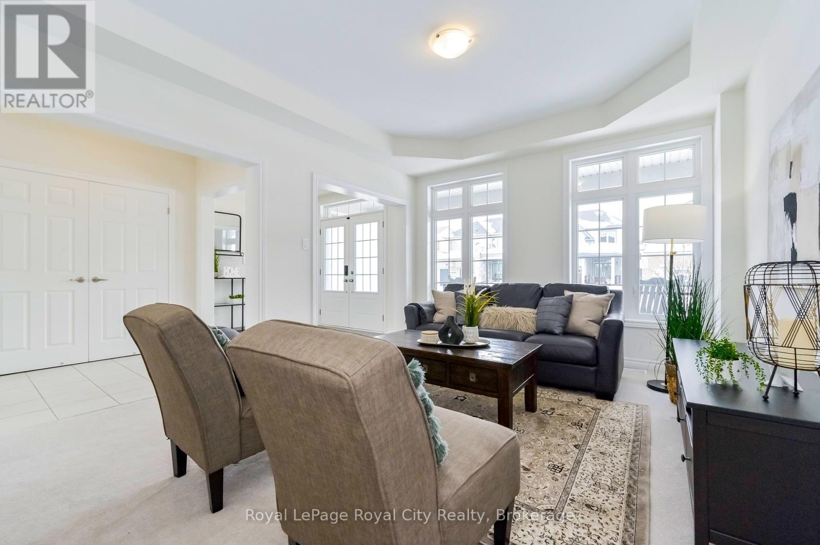 












130 REA DRIVE

,
Centre Wellington (Fergus),




Ontario
N1M0J8

