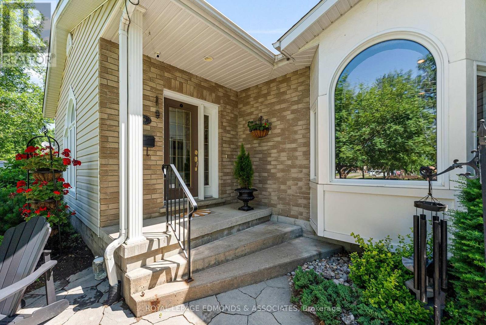 












619 CECELIA STREET

,
Pembroke,




Ontario
K8A1T6

