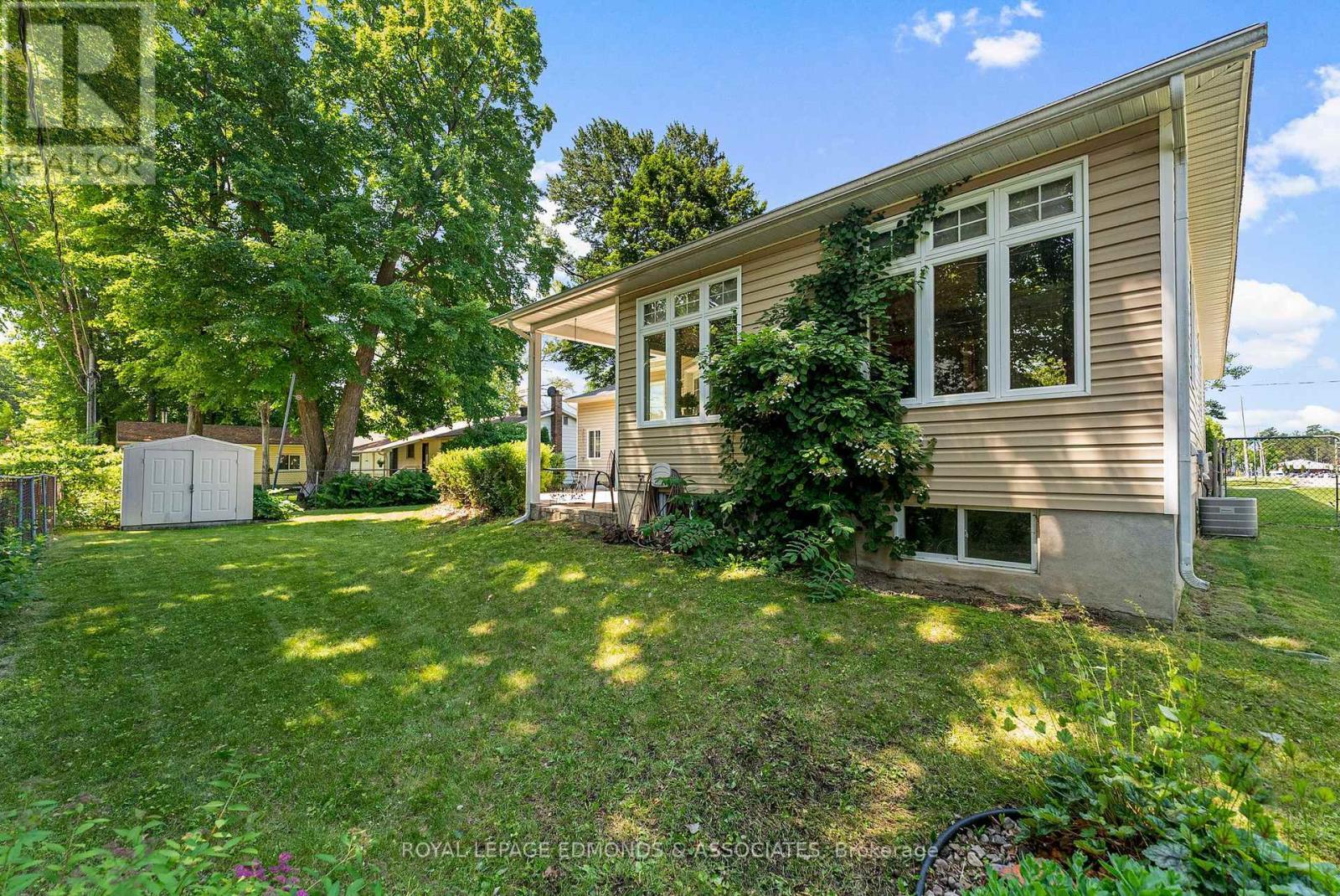 












619 CECELIA STREET

,
Pembroke,




Ontario
K8A1T6

