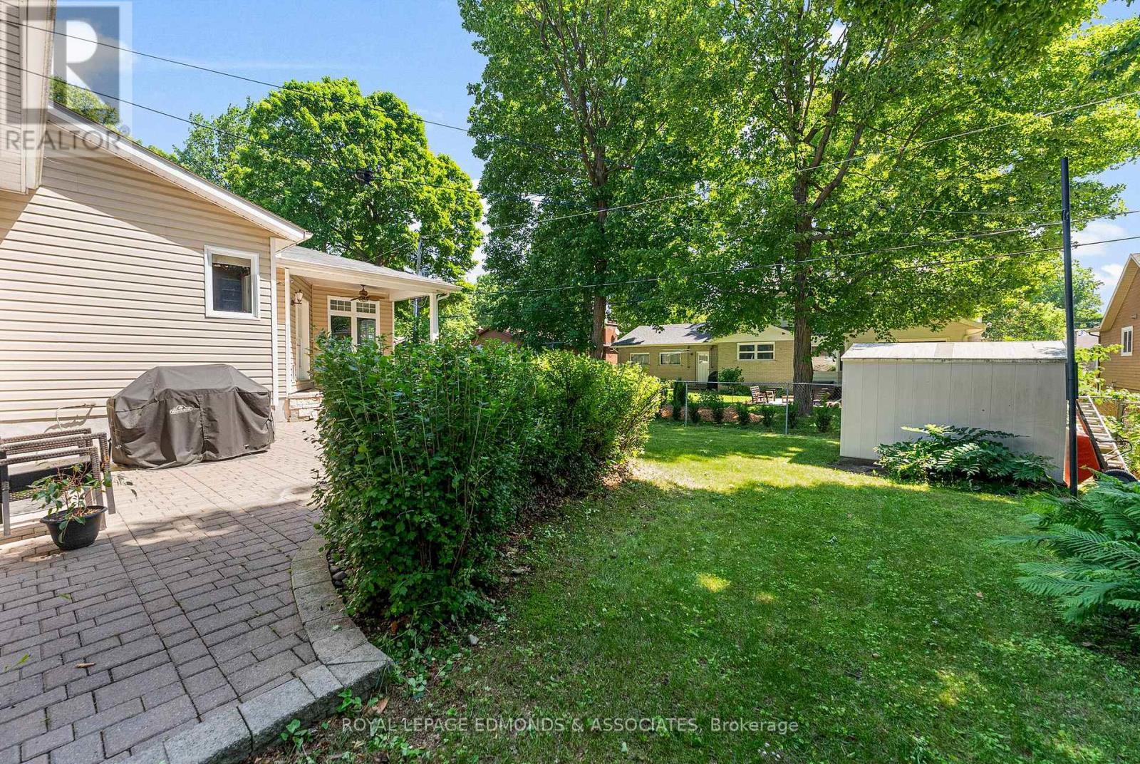 












619 CECELIA STREET

,
Pembroke,




Ontario
K8A1T6

