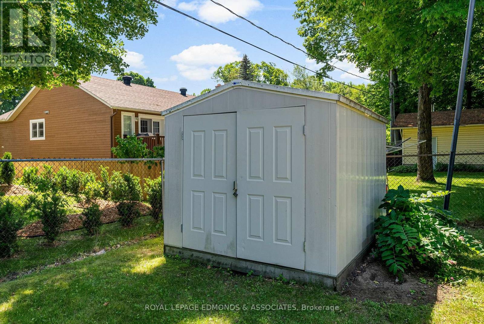 












619 CECELIA STREET

,
Pembroke,




Ontario
K8A1T6

