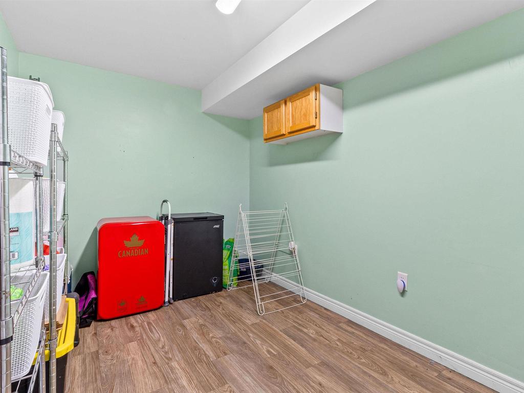 












201 Clayton Drive

,
Fox Point,




NS
B0J 1T0

