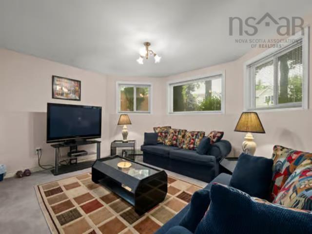 












114 Diana Grace Avenue

,
Dartmouth,




NS
B2W 6A2

