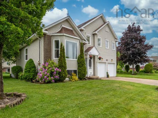 












114 Diana Grace Avenue

,
Dartmouth,




NS
B2W 6A2

